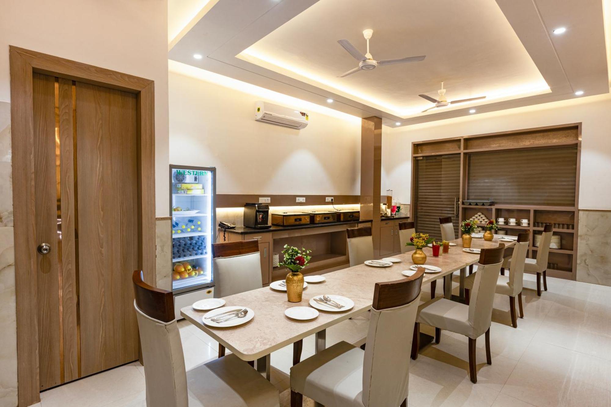 The Orion Hotel Era - Delhi Airport Нью-Дели Экстерьер фото