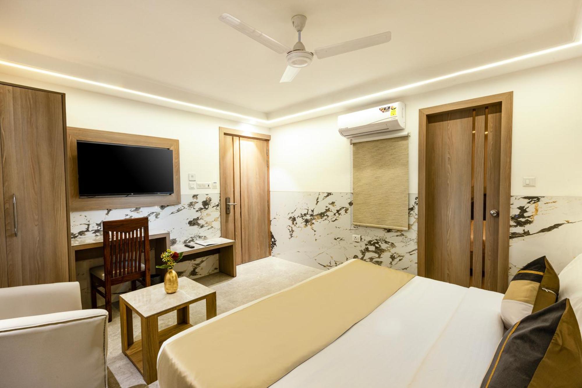 The Orion Hotel Era - Delhi Airport Нью-Дели Экстерьер фото