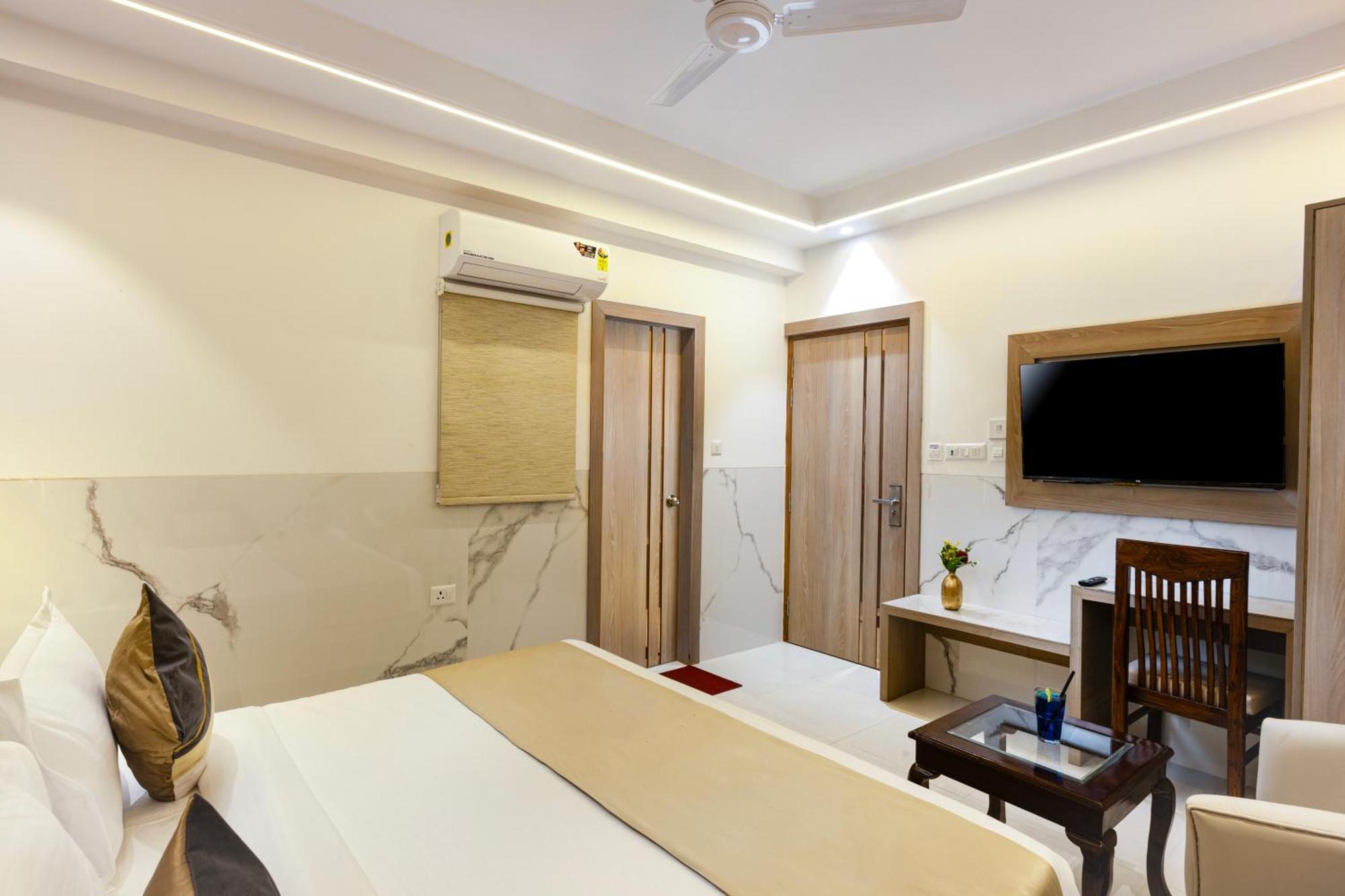 The Orion Hotel Era - Delhi Airport Нью-Дели Экстерьер фото