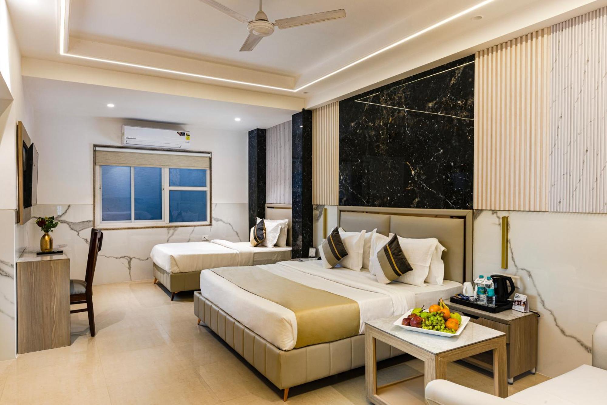 The Orion Hotel Era - Delhi Airport Нью-Дели Экстерьер фото