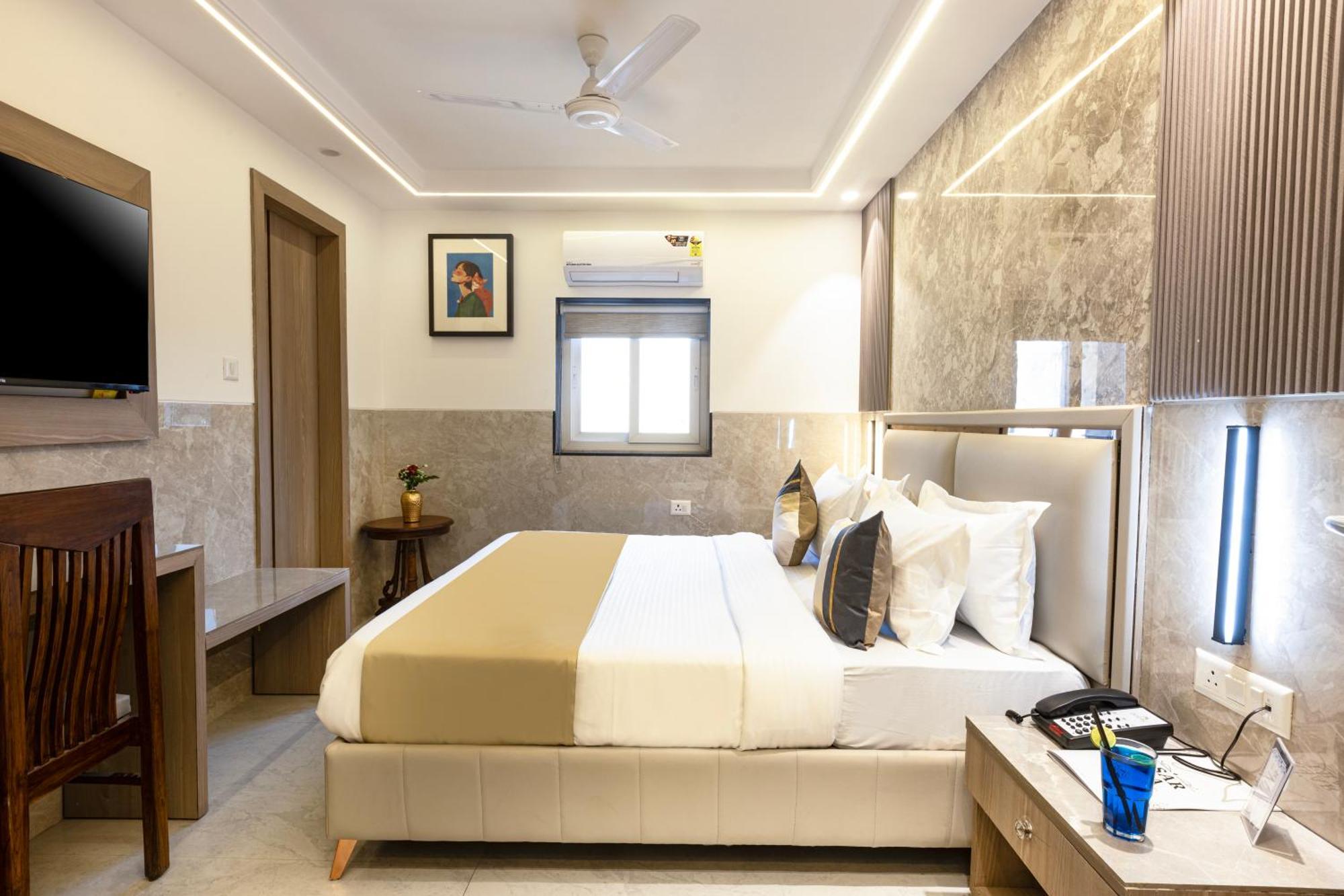 The Orion Hotel Era - Delhi Airport Нью-Дели Экстерьер фото